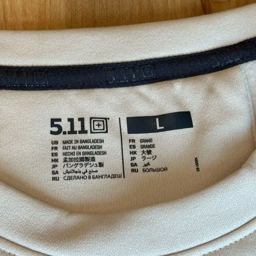 5.11 Women's Fleece Lined Pullover Crew Neck Kangaroo Pocket Cream Size Large